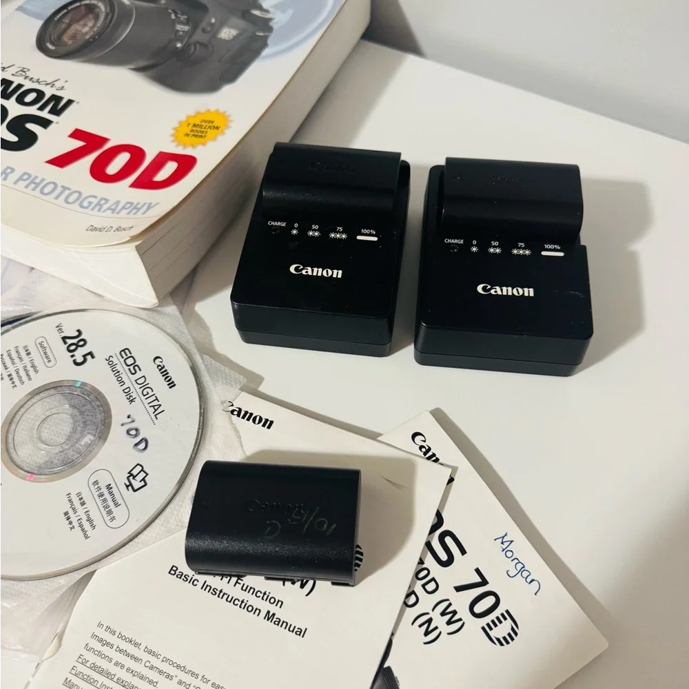 Canon EOS 70D Digital Camera in Black